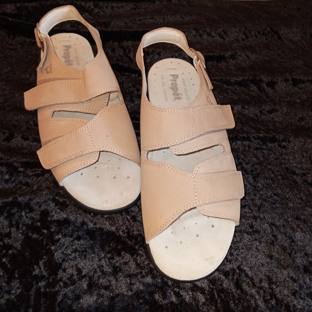 Brand New Propet Sandals Sand Color Leather Upper